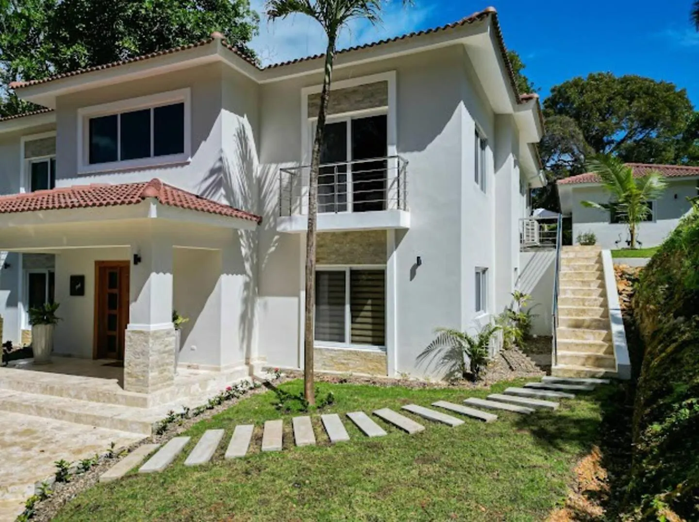 Modern 6 Bedroom Villa With Hot Tub Sosúa Den Dominikanske Republik